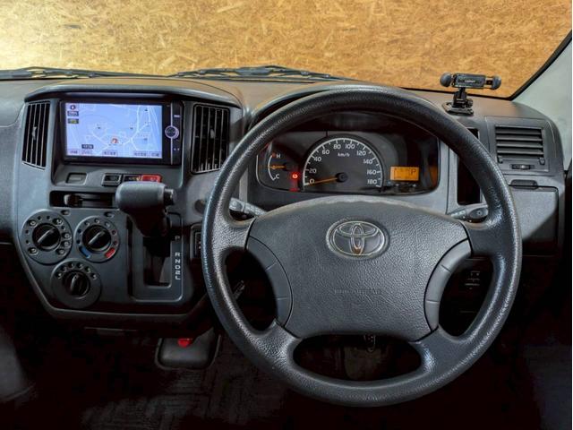 ライトエースバン ＧＬ　弊社ユーザー様ワンオーナー　フロントエアロ　ルーフキャリア　社外１３インチＡＷ　純正ナビ　フルセグＴＶ　Ｂｌｕｅｔｏｏｔｈ　バックモニター　リアヒーター　シートカバー　デフロック　リモコンキー　ＥＴＣ（25枚目）