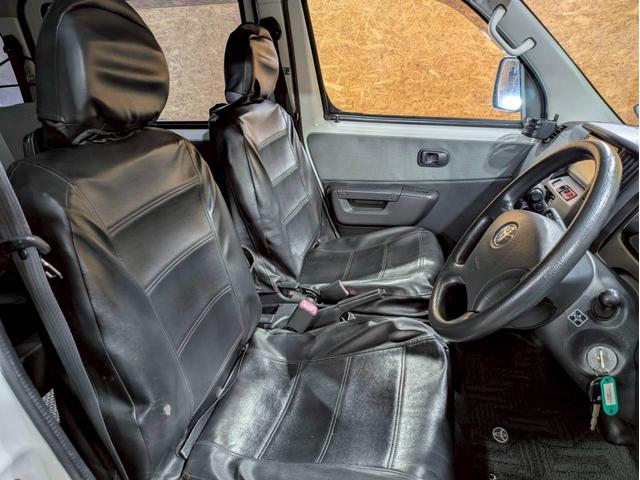 ライトエースバン ＧＬ　弊社ユーザー様ワンオーナー　フロントエアロ　ルーフキャリア　社外１３インチＡＷ　純正ナビ　フルセグＴＶ　Ｂｌｕｅｔｏｏｔｈ　バックモニター　リアヒーター　シートカバー　デフロック　リモコンキー　ＥＴＣ（48枚目）
