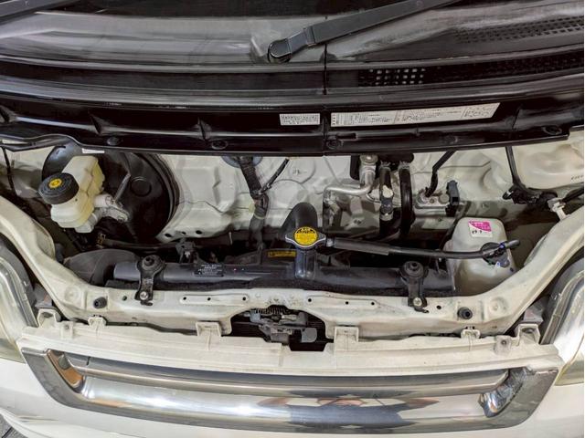 ライトエースバン ＧＬ　弊社ユーザー様ワンオーナー　フロントエアロ　ルーフキャリア　社外１３インチＡＷ　純正ナビ　フルセグＴＶ　Ｂｌｕｅｔｏｏｔｈ　バックモニター　リアヒーター　シートカバー　デフロック　リモコンキー　ＥＴＣ（60枚目）