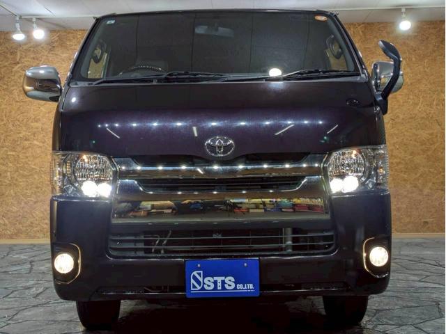 レジアスエースバン スーパーＧＬ　ダークプライムＩＩ　ユーザー様直接仕入れ　４ＷＤ　ベッドキット　純正ナビ　デジタルＴＶ　Ｂｌｕｅｔｏｏｔｈ　ハーフレザーシート　ＬＥＤヘッドライト　フォグライト　ステアスイッチ　Ｐスタート　スマートキー　予備キー　ＥＴＣ（9枚目）