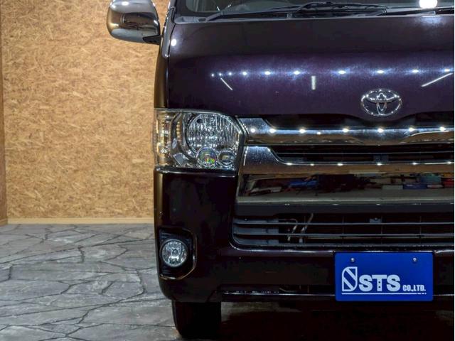 レジアスエースバン スーパーＧＬ　ダークプライムＩＩ　ユーザー様直接仕入れ　４ＷＤ　ベッドキット　純正ナビ　デジタルＴＶ　Ｂｌｕｅｔｏｏｔｈ　ハーフレザーシート　ＬＥＤヘッドライト　フォグライト　ステアスイッチ　Ｐスタート　スマートキー　予備キー　ＥＴＣ（10枚目）