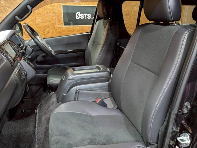 レジアスエースバン スーパーＧＬ　ダークプライムＩＩ　ユーザー様直接仕入れ　４ＷＤ　ベッドキット　純正ナビ　デジタルＴＶ　Ｂｌｕｅｔｏｏｔｈ　ハーフレザーシート　ＬＥＤヘッドライト　フォグライト　ステアスイッチ　Ｐスタート　スマートキー　予備キー　ＥＴＣ（50枚目）
