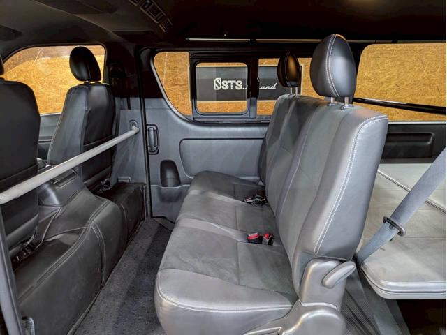 レジアスエースバン スーパーＧＬ　ダークプライムＩＩ　ユーザー様直接仕入れ　４ＷＤ　ベッドキット　純正ナビ　デジタルＴＶ　Ｂｌｕｅｔｏｏｔｈ　ハーフレザーシート　ＬＥＤヘッドライト　フォグライト　ステアスイッチ　Ｐスタート　スマートキー　予備キー　ＥＴＣ（59枚目）