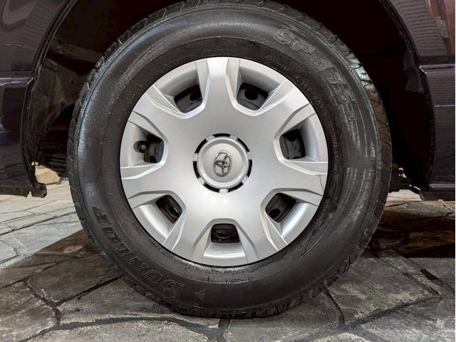 レジアスエースバン スーパーＧＬ　ダークプライムＩＩ　ユーザー様直接仕入れ　４ＷＤ　ベッドキット　純正ナビ　デジタルＴＶ　Ｂｌｕｅｔｏｏｔｈ　ハーフレザーシート　ＬＥＤヘッドライト　フォグライト　ステアスイッチ　Ｐスタート　スマートキー　予備キー　ＥＴＣ（69枚目）