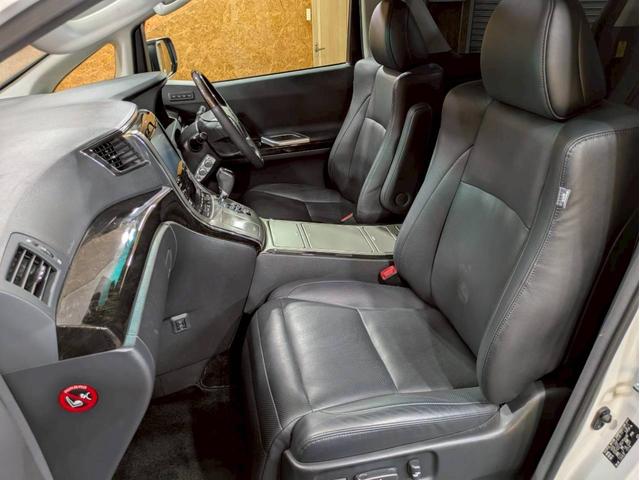 アルファード ３５０Ｓ　Ｃパッケージ　ツインムーンルーフ　社外リアバンパー・４本出しマフラー　ＨＫＳ車高調　両側パワスラ　パワーバックドア　アルパインナビ　ＤＴＶ　リアカメラ　フリップダウン　純正ＡＷ　レザーシート　シートヒーター　ＥＴＣ（61枚目）