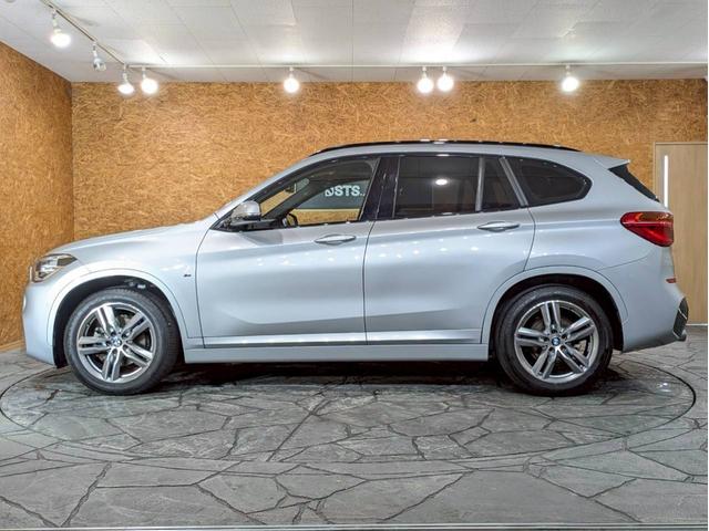 Ｘ１ ｘＤｒｉｖｅ　１８ｄ　Ｍスポーツ　ユーザー様直接仕入れ　アドバンスドセーフティ・ハイライン・コンフォートＰＫＧ　ルーフレール　レザーシート　メモリ付きパワーシート　純正ＡＷ　パワーバックドア　純正ナビ　ＨＵＤ　レーダークルーズ　ＥＴＣ（20枚目）