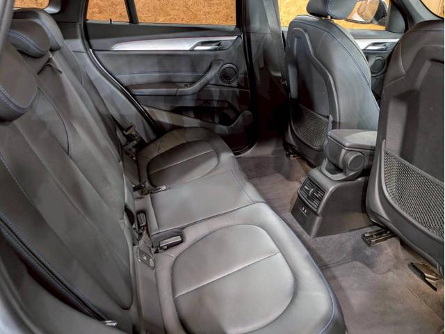 Ｘ１ ｘＤｒｉｖｅ　１８ｄ　Ｍスポーツ　ユーザー様直接仕入れ　アドバンスドセーフティ・ハイライン・コンフォートＰＫＧ　ルーフレール　レザーシート　メモリ付きパワーシート　純正ＡＷ　パワーバックドア　純正ナビ　ＨＵＤ　レーダークルーズ　ＥＴＣ（58枚目）