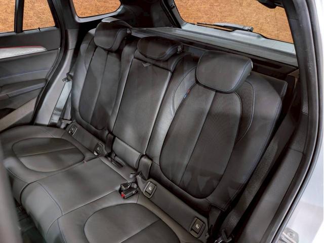 Ｘ１ ｘＤｒｉｖｅ　１８ｄ　Ｍスポーツ　ユーザー様直接仕入れ　アドバンスドセーフティ・ハイライン・コンフォートＰＫＧ　ルーフレール　レザーシート　メモリ付きパワーシート　純正ＡＷ　パワーバックドア　純正ナビ　ＨＵＤ　レーダークルーズ　ＥＴＣ（67枚目）