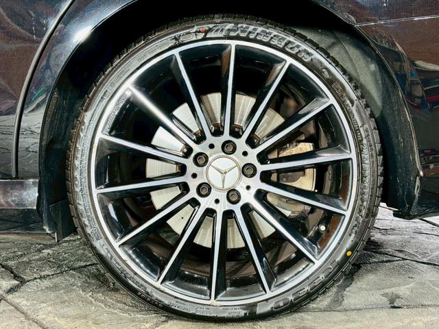 Ｅクラス Ｅ４３　４マチック　パノラミックスライディングルーフ　レーダーセーフティ　純正２０インチＡＷ　パワートランクリッド　純正ナビ　フルセグＴＶ　ＢＴ接続　アラウンドビュー　ナッパ黒革シート　ブルメスターサウンド　ＥＴＣ車載器（69枚目）