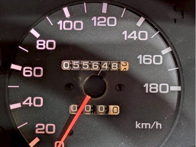 スカイライン ＧＴ－Ｒ　ユーザー様直接仕入れ　走行５．５万キロ台　ＣｏｓｍｉｓＲａｃｉｎｇ１８インチアルミ　社外ポータブルナビ　デジタルＴＶ　ＬＯＮＺＡシフトノブ　リアウイング　ＲＡＺＯペダル　ＡＰＥＸｉエアクリ　電格ミラー（29枚目）