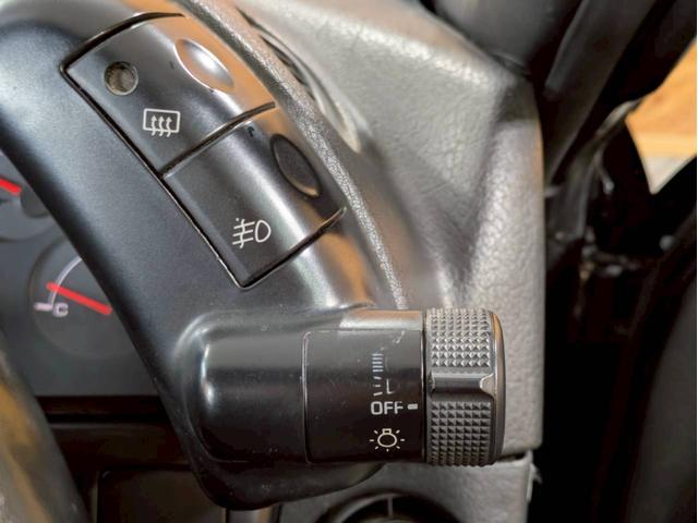 スカイライン ＧＴ－Ｒ　ユーザー様直接仕入れ　走行５．５万キロ台　ＣｏｓｍｉｓＲａｃｉｎｇ１８インチアルミ　社外ポータブルナビ　デジタルＴＶ　ＬＯＮＺＡシフトノブ　リアウイング　ＲＡＺＯペダル　ＡＰＥＸｉエアクリ　電格ミラー（33枚目）