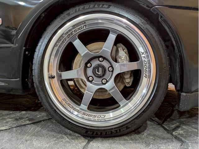 スカイライン ＧＴ－Ｒ　ユーザー様直接仕入れ　走行５．５万キロ台　ＣｏｓｍｉｓＲａｃｉｎｇ１８インチアルミ　社外ポータブルナビ　デジタルＴＶ　ＬＯＮＺＡシフトノブ　リアウイング　ＲＡＺＯペダル　ＡＰＥＸｉエアクリ　電格ミラー（69枚目）
