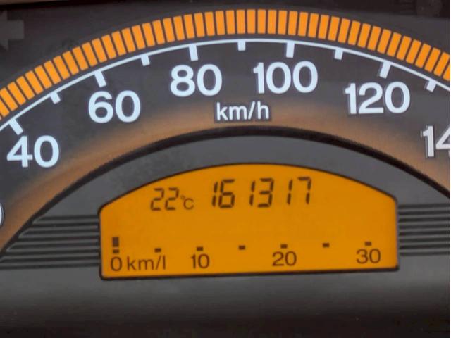 フリード Ｇ　ジャストセレクション　ユーザー様直接仕入れ　７人乗り　社外１５インチＡＷ　ＨＩＤヘッドライト　パワスラ　純正ナビ　デジタルＴＶ　バックモニター　シートバックフック・ポケット　ステアスイッチ　リモコンキー　スペアキー　ＥＴＣ（22枚目）