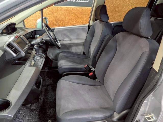 フリード Ｇ　ジャストセレクション　ユーザー様直接仕入れ　７人乗り　社外１５インチＡＷ　ＨＩＤヘッドライト　パワスラ　純正ナビ　デジタルＴＶ　バックモニター　シートバックフック・ポケット　ステアスイッチ　リモコンキー　スペアキー　ＥＴＣ（50枚目）