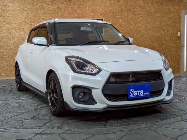 スイフトスポーツ ベースグレード　ユーザー様仕入　６速ＭＴ　ＨＫＳマフラー・タービンキット・キャタライザー・オイルクーラー・車高調　ＲＡＹＳ１７インチＡＷ　社外シフトノブ　アルミペダル　ＥＴＣ　スポーツＥＣＵ書換済　モンスタースポーツ（12枚目）