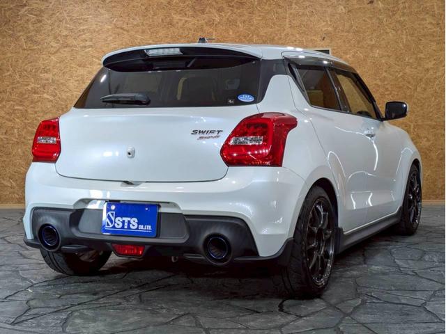 スイフトスポーツ ベースグレード　ユーザー様仕入　６速ＭＴ　ＨＫＳマフラー・タービンキット・キャタライザー・オイルクーラー・車高調　ＲＡＹＳ１７インチＡＷ　社外シフトノブ　アルミペダル　ＥＴＣ　スポーツＥＣＵ書換済　モンスタースポーツ（14枚目）