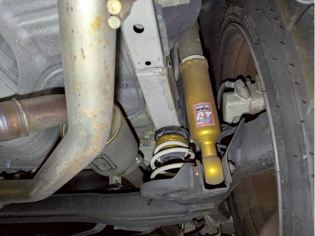 スイフトスポーツ ベースグレード　ユーザー様仕入　６速ＭＴ　ＨＫＳマフラー・タービンキット・キャタライザー・オイルクーラー・車高調　ＲＡＹＳ１７インチＡＷ　社外シフトノブ　アルミペダル　ＥＴＣ　スポーツＥＣＵ書換済　モンスタースポーツ（26枚目）