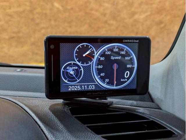 スイフトスポーツ ベースグレード　ユーザー様仕入　６速ＭＴ　ＨＫＳマフラー・タービンキット・キャタライザー・オイルクーラー・車高調　ＲＡＹＳ１７インチＡＷ　社外シフトノブ　アルミペダル　ＥＴＣ　スポーツＥＣＵ書換済　モンスタースポーツ（36枚目）