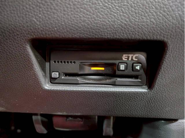 スイフトスポーツ ベースグレード　ユーザー様仕入　６速ＭＴ　ＨＫＳマフラー・タービンキット・キャタライザー・オイルクーラー・車高調　ＲＡＹＳ１７インチＡＷ　社外シフトノブ　アルミペダル　ＥＴＣ　スポーツＥＣＵ書換済　モンスタースポーツ（38枚目）