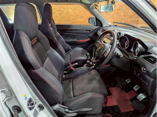 スイフトスポーツ ベースグレード　ユーザー様仕入　６速ＭＴ　ＨＫＳマフラー・タービンキット・キャタライザー・オイルクーラー・車高調　ＲＡＹＳ１７インチＡＷ　社外シフトノブ　アルミペダル　ＥＴＣ　スポーツＥＣＵ書換済　モンスタースポーツ（55枚目）