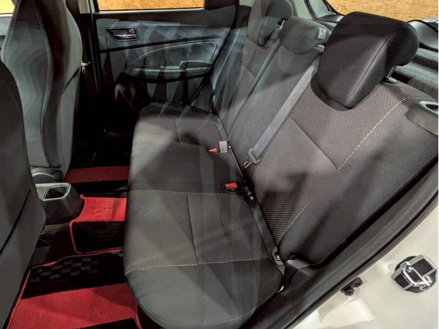 スイフトスポーツ ベースグレード　ユーザー様仕入　６速ＭＴ　ＨＫＳマフラー・タービンキット・キャタライザー・オイルクーラー・車高調　ＲＡＹＳ１７インチＡＷ　社外シフトノブ　アルミペダル　ＥＴＣ　スポーツＥＣＵ書換済　モンスタースポーツ（67枚目）