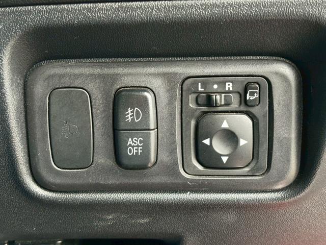 コルト ラリーアート　バージョンＲ　ラリアートマフラー　ショックローファースポーツ　社外ナビ　フルセグＴＶ　Ｂｌｕｅｔｏｏｔｈ　リアカメラ　ＨＩＤヘッドライト　フォグ　純正１６インチＡＷ　純正ＲＥＣＡＲＯシート　追加３連メーター　ＥＴＣ（31枚目）