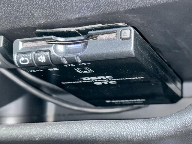 コルト ラリーアート　バージョンＲ　ラリアートマフラー　ショックローファースポーツ　社外ナビ　フルセグＴＶ　Ｂｌｕｅｔｏｏｔｈ　リアカメラ　ＨＩＤヘッドライト　フォグ　純正１６インチＡＷ　純正ＲＥＣＡＲＯシート　追加３連メーター　ＥＴＣ（32枚目）