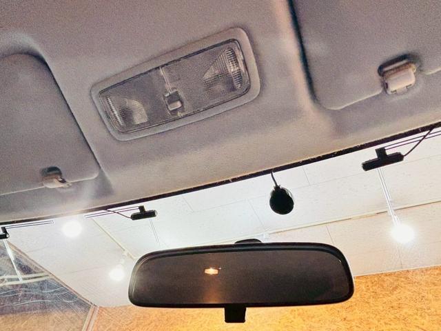 コルト ラリーアート　バージョンＲ　ラリアートマフラー　ショックローファースポーツ　社外ナビ　フルセグＴＶ　Ｂｌｕｅｔｏｏｔｈ　リアカメラ　ＨＩＤヘッドライト　フォグ　純正１６インチＡＷ　純正ＲＥＣＡＲＯシート　追加３連メーター　ＥＴＣ（36枚目）