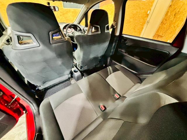 コルト ラリーアート　バージョンＲ　ラリアートマフラー　ショックローファースポーツ　社外ナビ　フルセグＴＶ　Ｂｌｕｅｔｏｏｔｈ　リアカメラ　ＨＩＤヘッドライト　フォグ　純正１６インチＡＷ　純正ＲＥＣＡＲＯシート　追加３連メーター　ＥＴＣ（55枚目）