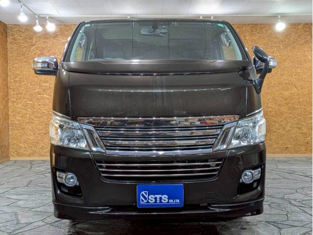 NV350キャラバンバン ロングプレミアムGXターボ 社外フロントグリル 社外17インチアルミ 社外ドアバイザー 低床ロング 両側スライドドア 社外ナビ デジタルTV Bluetooth バックモニター HIDヘッドライト ドラレコ スマートキー ETC(7枚目)