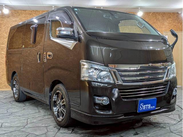 NV350キャラバンバン ロングプレミアムGXターボ 社外フロントグリル 社外17インチアルミ 社外ドアバイザー 低床ロング 両側スライドドア 社外ナビ デジタルTV Bluetooth バックモニター HIDヘッドライト ドラレコ スマートキー ETC(12枚目)