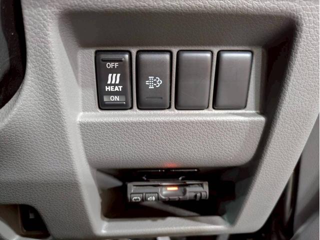 NV350キャラバンバン ロングプレミアムGXターボ 社外フロントグリル 社外17インチアルミ 社外ドアバイザー 低床ロング 両側スライドドア 社外ナビ デジタルTV Bluetooth バックモニター HIDヘッドライト ドラレコ スマートキー ETC(29枚目)