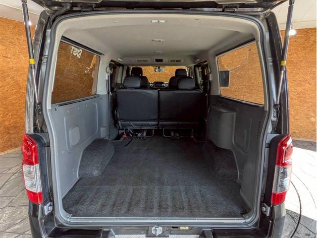 NV350キャラバンバン ロングプレミアムGXターボ 社外フロントグリル 社外17インチアルミ 社外ドアバイザー 低床ロング 両側スライドドア 社外ナビ デジタルTV Bluetooth バックモニター HIDヘッドライト ドラレコ スマートキー ETC(63枚目)