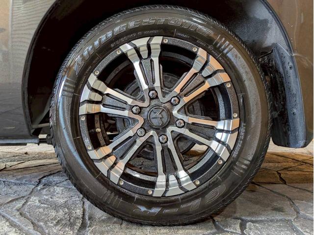 NV350キャラバンバン ロングプレミアムGXターボ 社外フロントグリル 社外17インチアルミ 社外ドアバイザー 低床ロング 両側スライドドア 社外ナビ デジタルTV Bluetooth バックモニター HIDヘッドライト ドラレコ スマートキー ETC(65枚目)