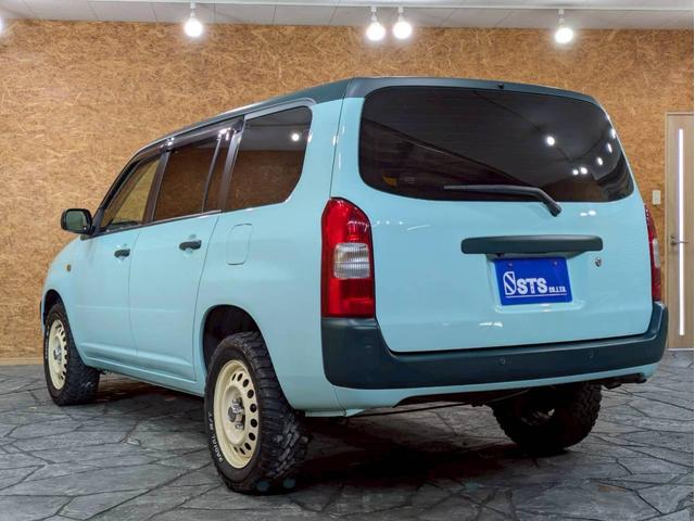 プロボックスバン GL リフトアップ TOYOTAロゴグリル ベージュホイールM/Tタイヤ LEDヘッドライト 社外ナビ フルセグTV Bluetooth 社外ハンドル シートカバー AC100V リモコンキー ETC車載器(17枚目)