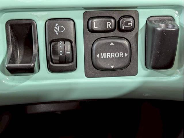 プロボックスバン GL リフトアップ TOYOTAロゴグリル ベージュホイールM/Tタイヤ LEDヘッドライト 社外ナビ フルセグTV Bluetooth 社外ハンドル シートカバー AC100V リモコンキー ETC車載器(34枚目)