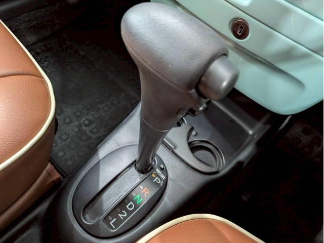 プロボックスバン GL リフトアップ TOYOTAロゴグリル ベージュホイールM/Tタイヤ LEDヘッドライト 社外ナビ フルセグTV Bluetooth 社外ハンドル シートカバー AC100V リモコンキー ETC車載器(43枚目)