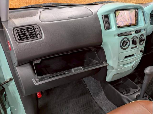プロボックスバン GL リフトアップ TOYOTAロゴグリル ベージュホイールM/Tタイヤ LEDヘッドライト 社外ナビ フルセグTV Bluetooth 社外ハンドル シートカバー AC100V リモコンキー ETC車載器(46枚目)