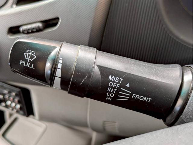 トライトン ベースグレード キャノピー ワンオーナー Stradaナビ Clarionオーディオ フォグランプ 純正AW パートタイム4WD ドアバイザー サイドステップ リモコンキー スペアキー ETC車載器 走行9.3万キロ(26枚目)