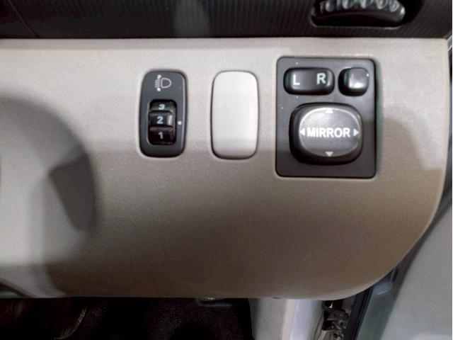 トライトン ベースグレード キャノピー ワンオーナー Stradaナビ Clarionオーディオ フォグランプ 純正AW パートタイム4WD ドアバイザー サイドステップ リモコンキー スペアキー ETC車載器 走行9.3万キロ(28枚目)