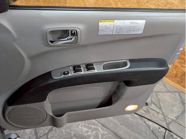 トライトン ベースグレード キャノピー ワンオーナー Stradaナビ Clarionオーディオ フォグランプ 純正AW パートタイム4WD ドアバイザー サイドステップ リモコンキー スペアキー ETC車載器 走行9.3万キロ(29枚目)