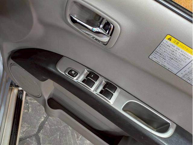 トライトン ベースグレード キャノピー ワンオーナー Stradaナビ Clarionオーディオ フォグランプ 純正AW パートタイム4WD ドアバイザー サイドステップ リモコンキー スペアキー ETC車載器 走行9.3万キロ(30枚目)