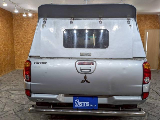 トライトン ベースグレード キャノピー ワンオーナー Stradaナビ Clarionオーディオ フォグランプ 純正AW パートタイム4WD ドアバイザー サイドステップ リモコンキー スペアキー ETC車載器 走行9.3万キロ(61枚目)