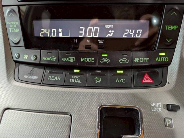 アルファード 240S 弊社ユーザー様ワンオーナー 純正ナビ デジタルTV Bluetooth接続 バックカメラ HIDヘッドライト 純正18インチAW 電動スライドドア コーナーセンサー リアエアコン スマートキー ETC(36枚目)