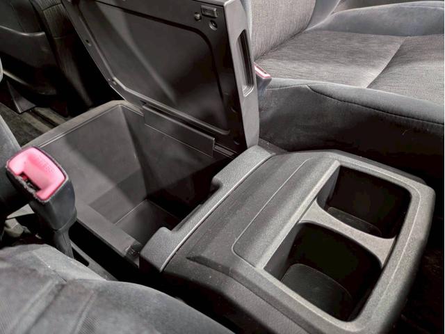 アルファード 240S 弊社ユーザー様ワンオーナー 純正ナビ デジタルTV Bluetooth接続 バックカメラ HIDヘッドライト 純正18インチAW 電動スライドドア コーナーセンサー リアエアコン スマートキー ETC(42枚目)