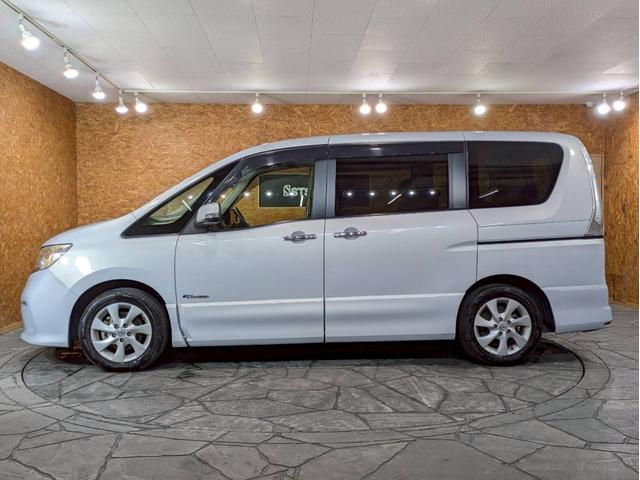 セレナ ハイウェイスター　Ｓ－ハイブリッド　ユーザー様直接仕入れ　純正ナビ　デジタルＴＶ　Ｂｌｕｅｔｏｏｔｈ接続　バックモニター　ＬＥＤヘッドライト　フォグ　純正１６インチＡＷ　パワースライドドア　インテリジェントキー　スペアキー　ＥＴＣ車載器（18枚目）