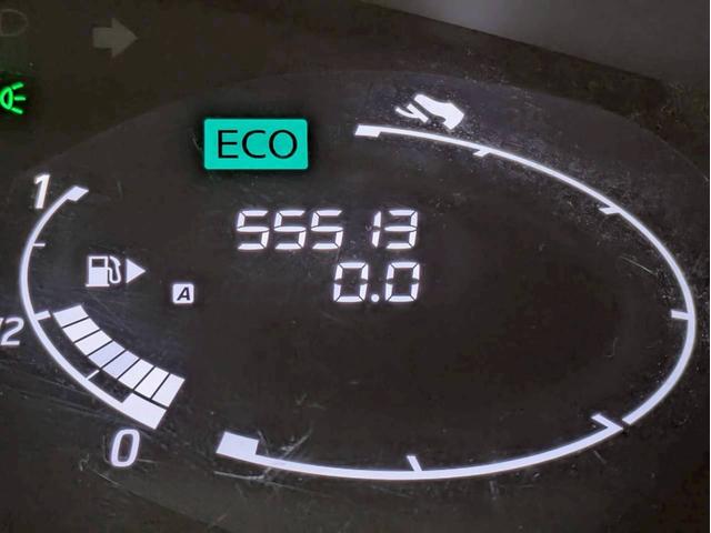 セレナ ハイウェイスター　Ｓ－ハイブリッド　ユーザー様直接仕入れ　純正ナビ　デジタルＴＶ　Ｂｌｕｅｔｏｏｔｈ接続　バックモニター　ＬＥＤヘッドライト　フォグ　純正１６インチＡＷ　パワースライドドア　インテリジェントキー　スペアキー　ＥＴＣ車載器（26枚目）