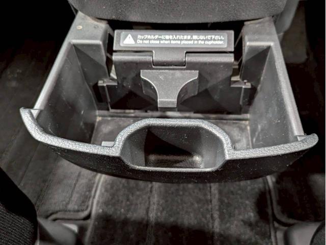 セレナ ハイウェイスター　Ｓ－ハイブリッド　ユーザー様直接仕入れ　純正ナビ　デジタルＴＶ　Ｂｌｕｅｔｏｏｔｈ接続　バックモニター　ＬＥＤヘッドライト　フォグ　純正１６インチＡＷ　パワースライドドア　インテリジェントキー　スペアキー　ＥＴＣ車載器（45枚目）