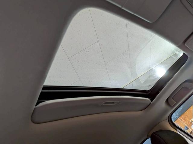 クロスロード 20X コンフォートビューPKG サンルーフ HIDヘッドライト フォグ 純正17インチAW 社外ナビ デジタルTV BT接続 バックカメラ シートヒーター ドラレコ リモコンキー ETC ユーザー様直接仕入(34枚目)