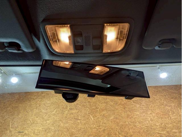 クロスロード 20X コンフォートビューPKG サンルーフ HIDヘッドライト フォグ 純正17インチAW 社外ナビ デジタルTV BT接続 バックカメラ シートヒーター ドラレコ リモコンキー ETC ユーザー様直接仕入(35枚目)